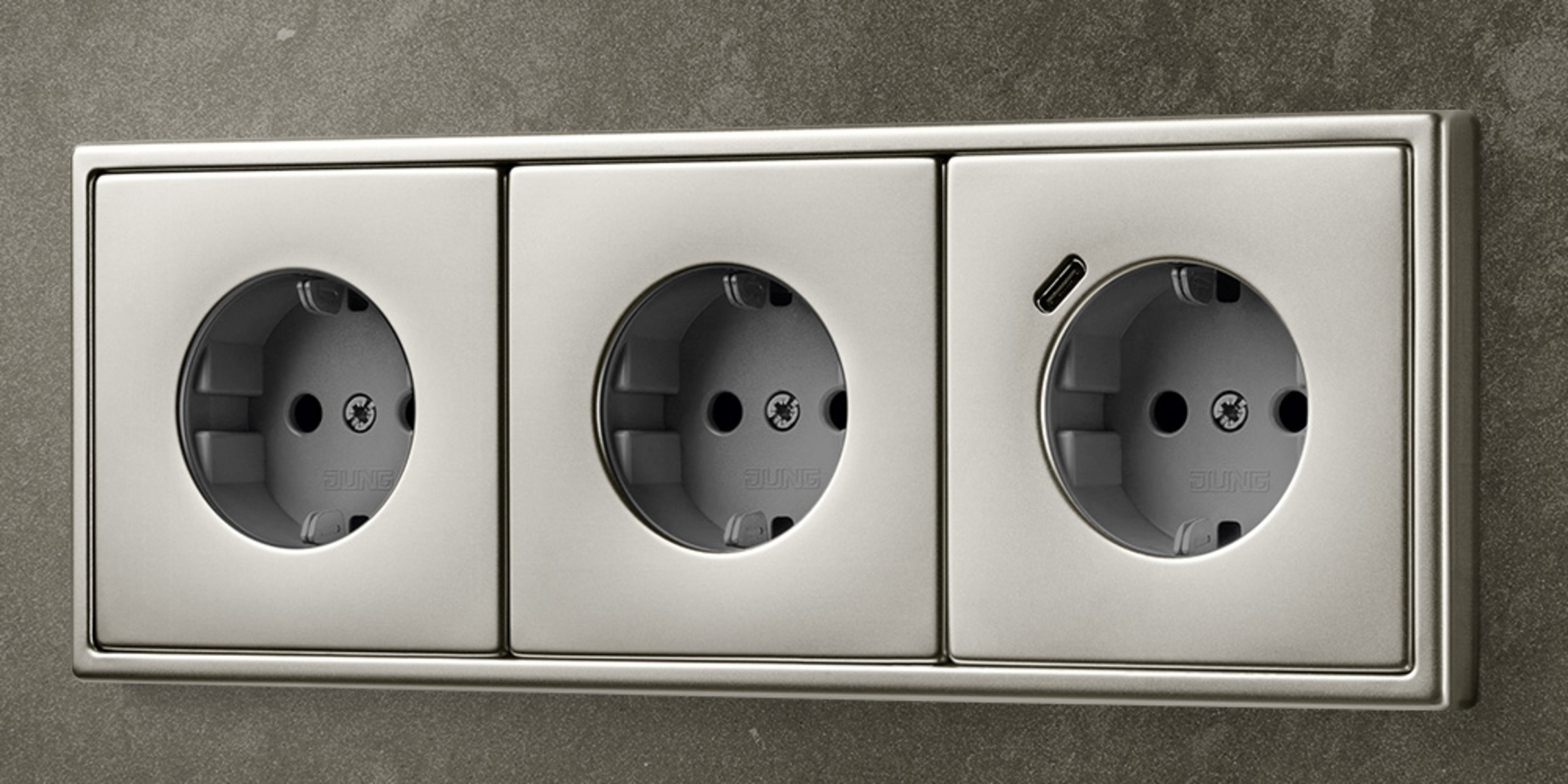 SCHUKO® Steckdosen mit USB bei Kahnt ELECTRONICS in Heilsbronn