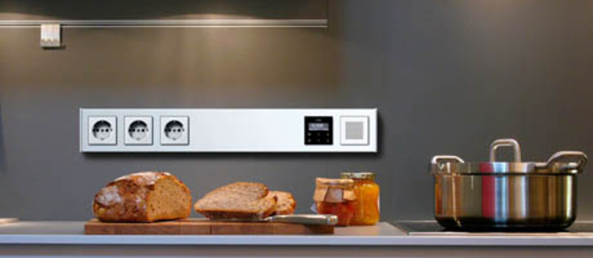 Gira Profil 55 bei Kahnt ELECTRONICS in Heilsbronn