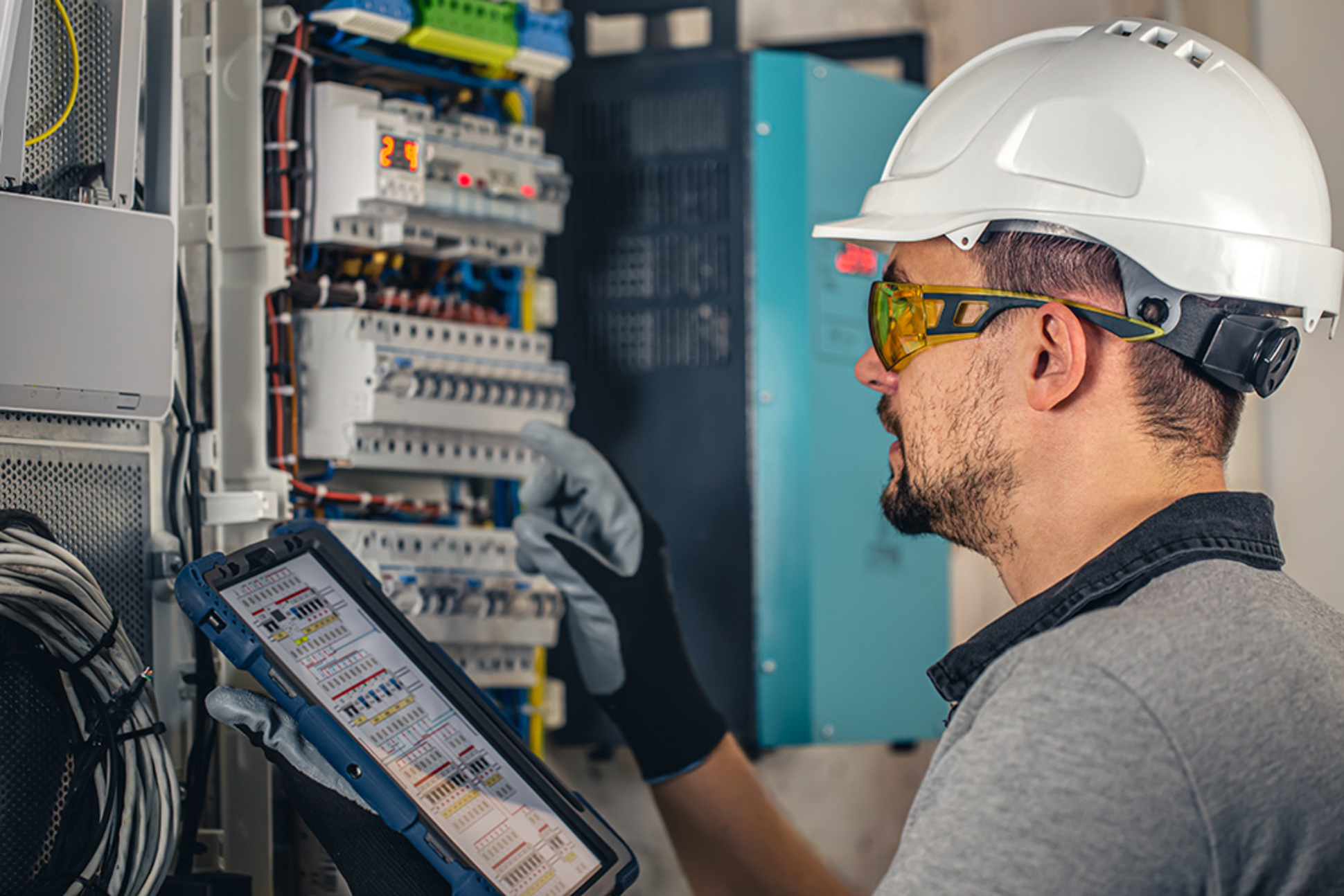 Industrie & Gewerbe bei Kahnt ELECTRONICS in Heilsbronn