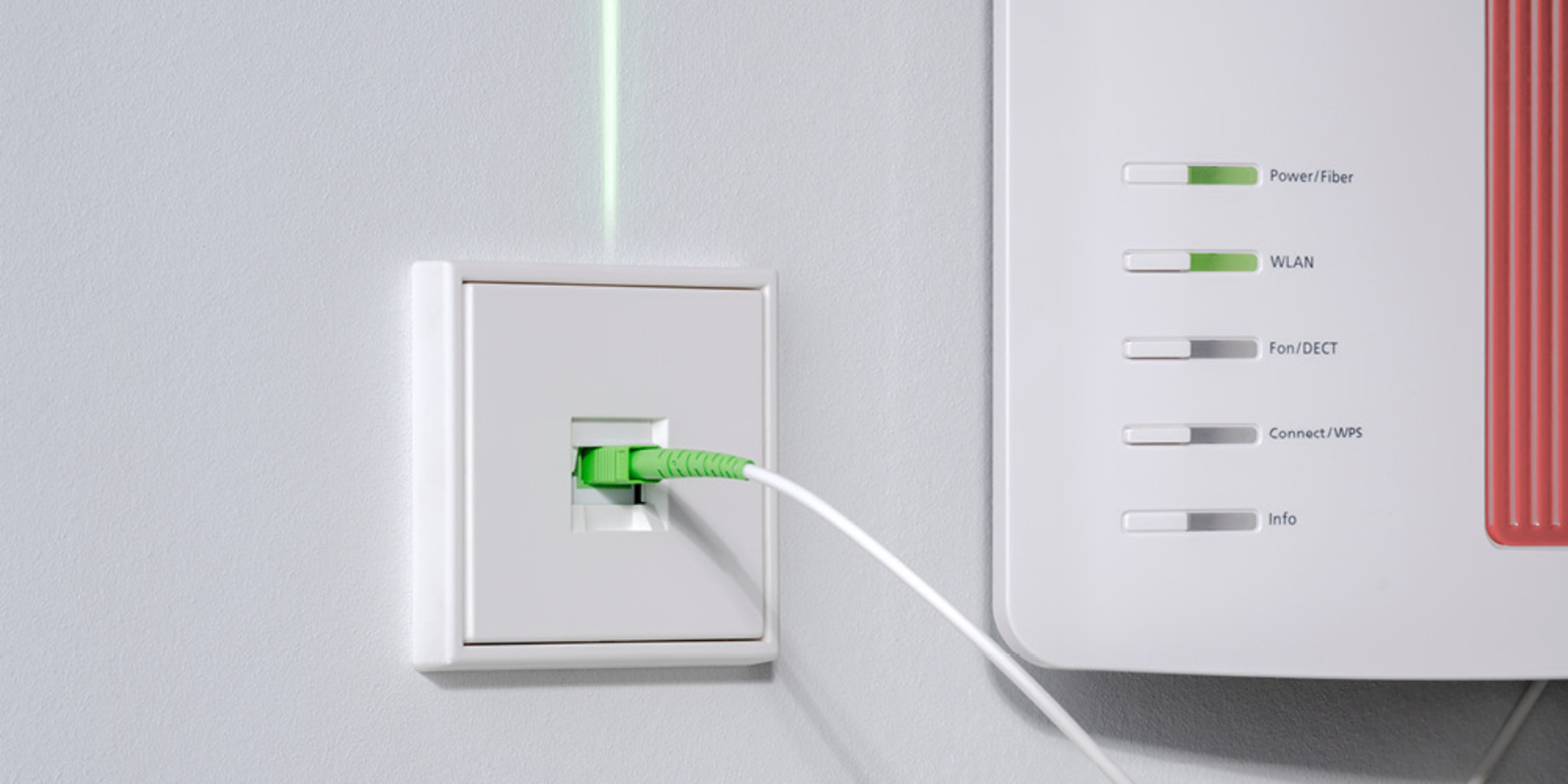 Die neuen Glasfaser-Anschlussdosen bei Kahnt ELECTRONICS in Heilsbronn