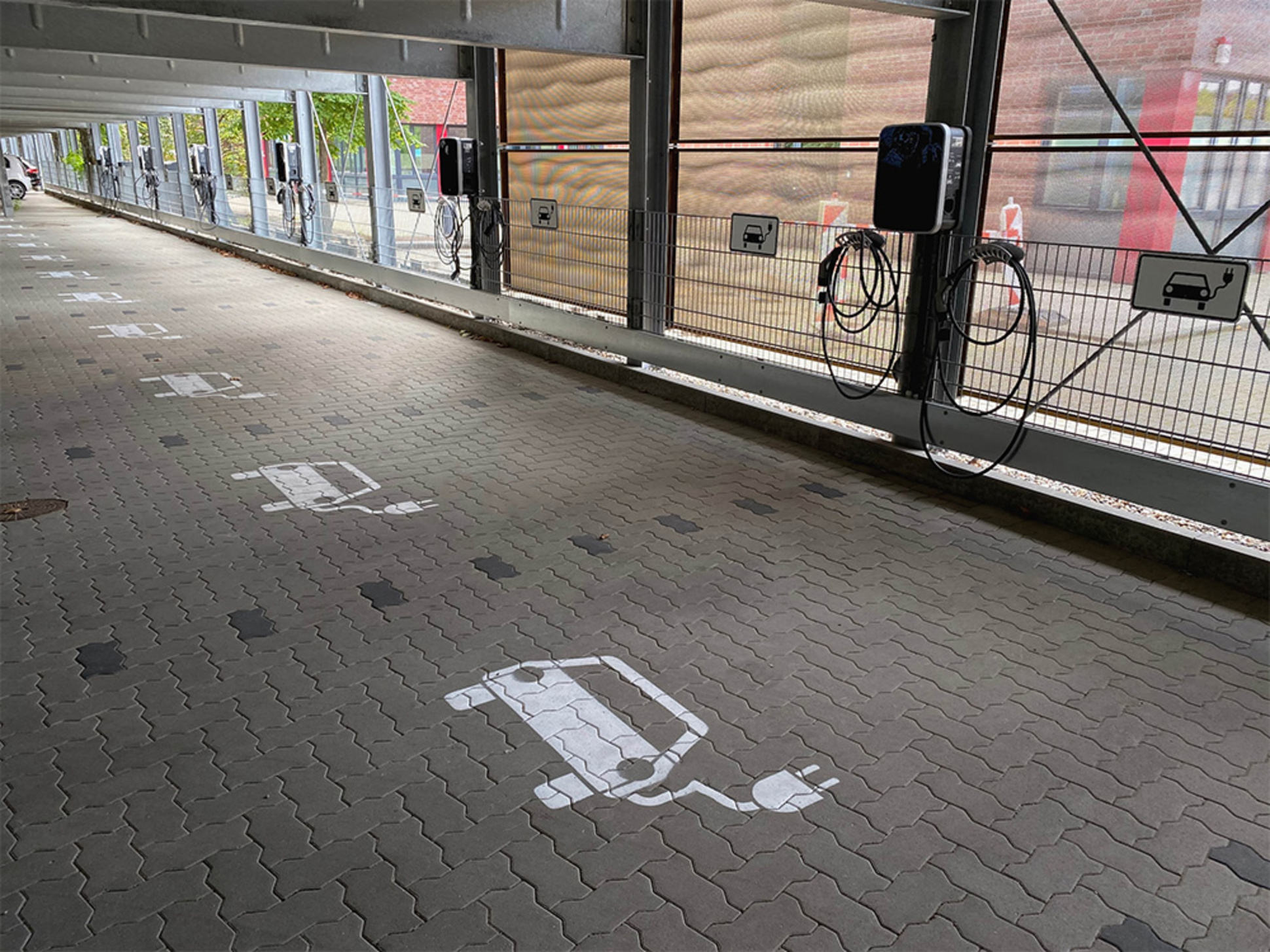 Last&shy;management bei Kahnt ELECTRONICS in Heilsbronn